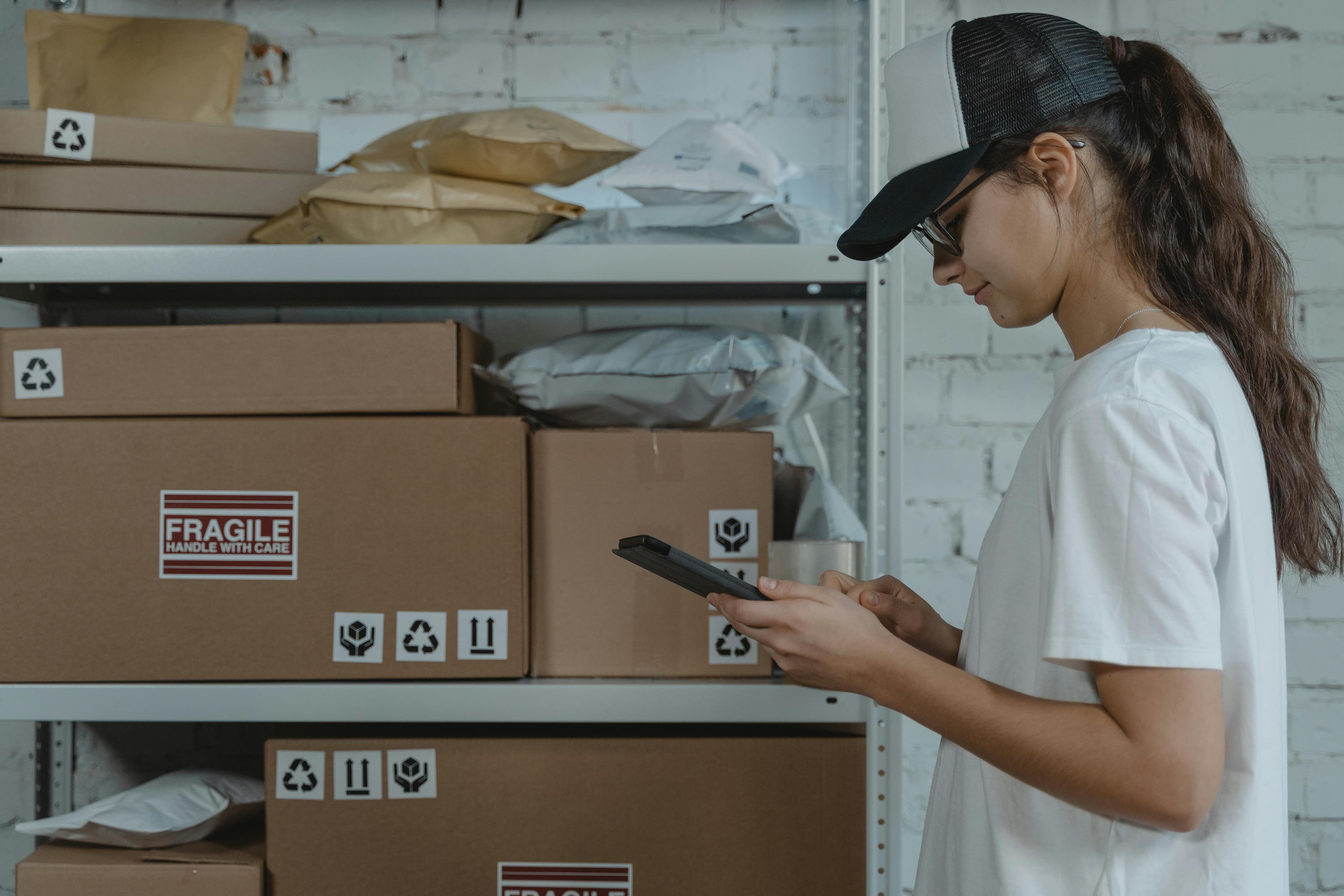 Business solutions and corporate shipping